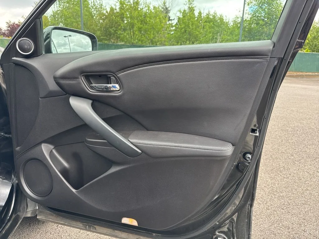 Used 2018 Crystal Black Pearl Acura Base image 25