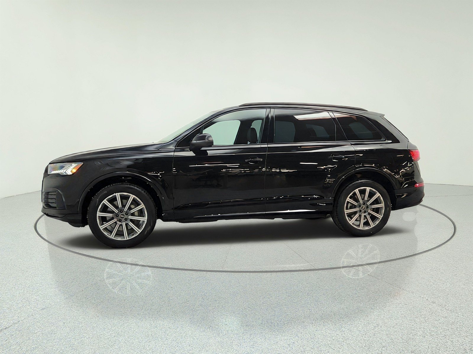Used 2023 Mythos Black Metallic Audi Premium Plus image 8