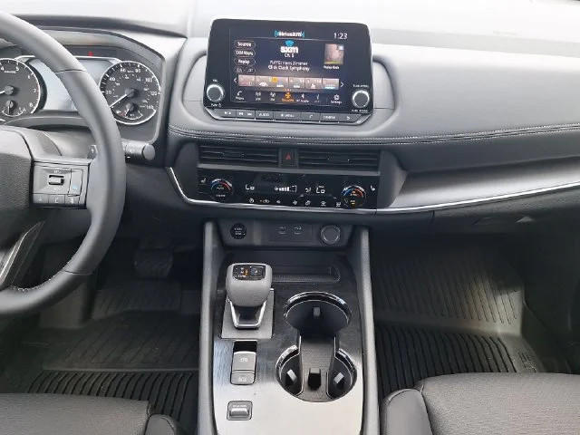 Used 2026 White Nissan Dark Armor image 17