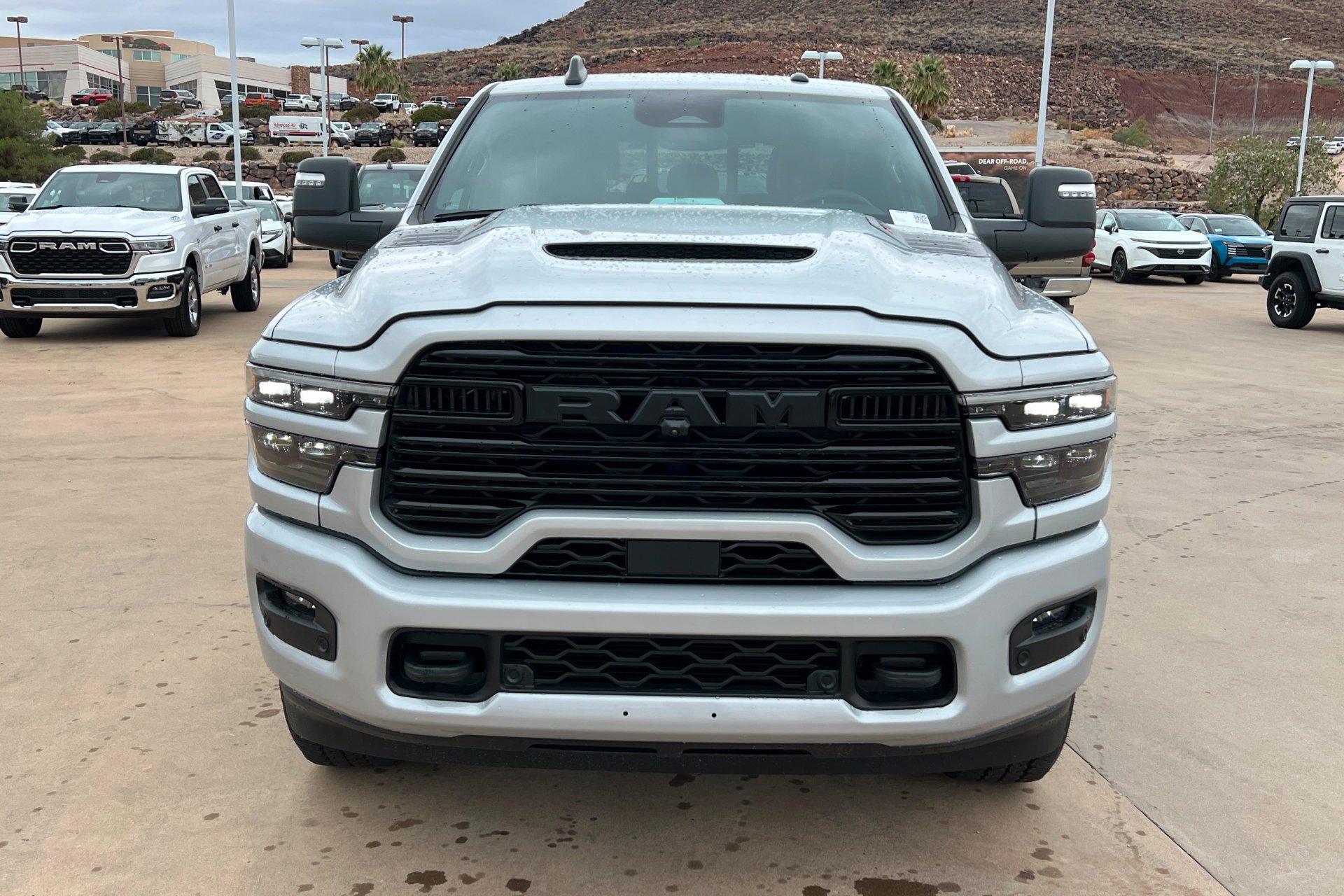 New 2027 Silver-Zynith Exterior Paint RAM Laramie image 9