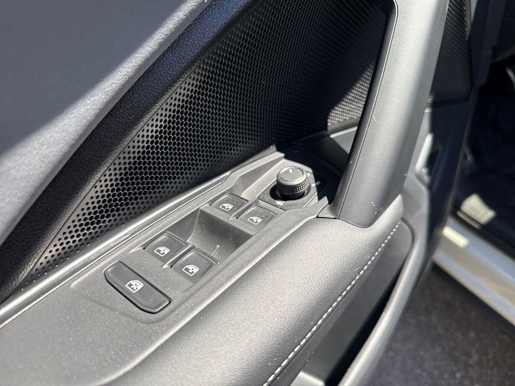 Used 2025 Tan Volkswagen SE R-Line Black image 11