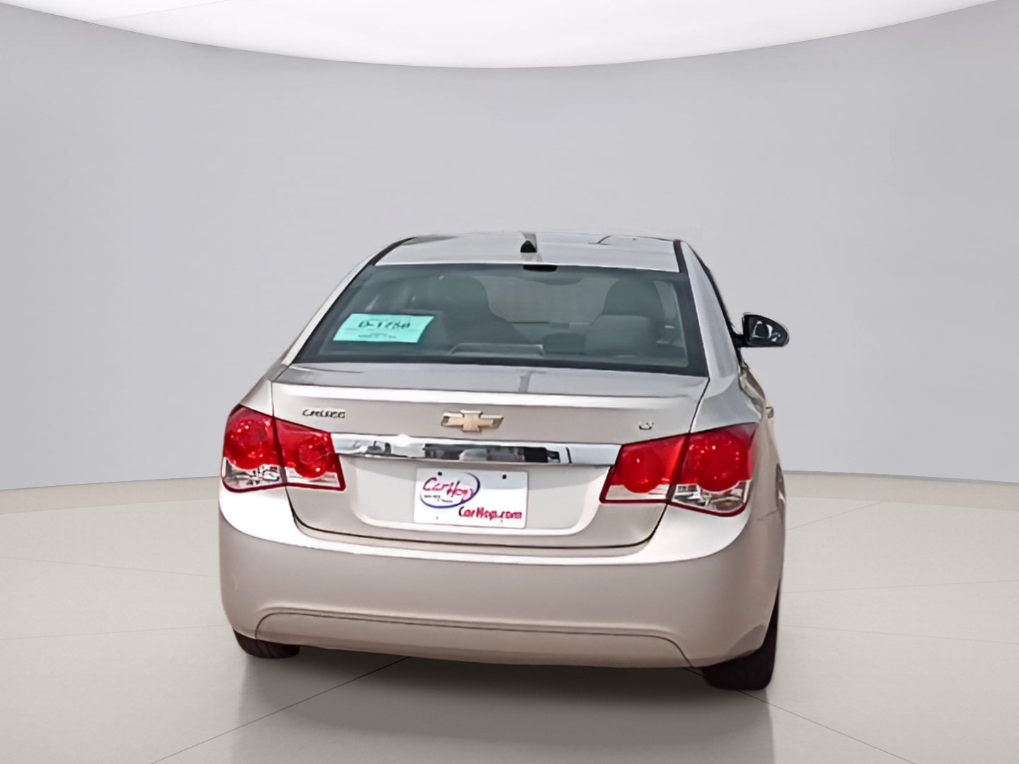 Used 2013 Gold Chevrolet 1LT image 4