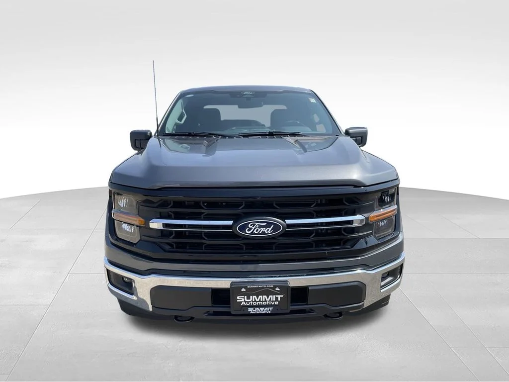 New 2026 Carbonized Gray Metallic Ford XLT image 26