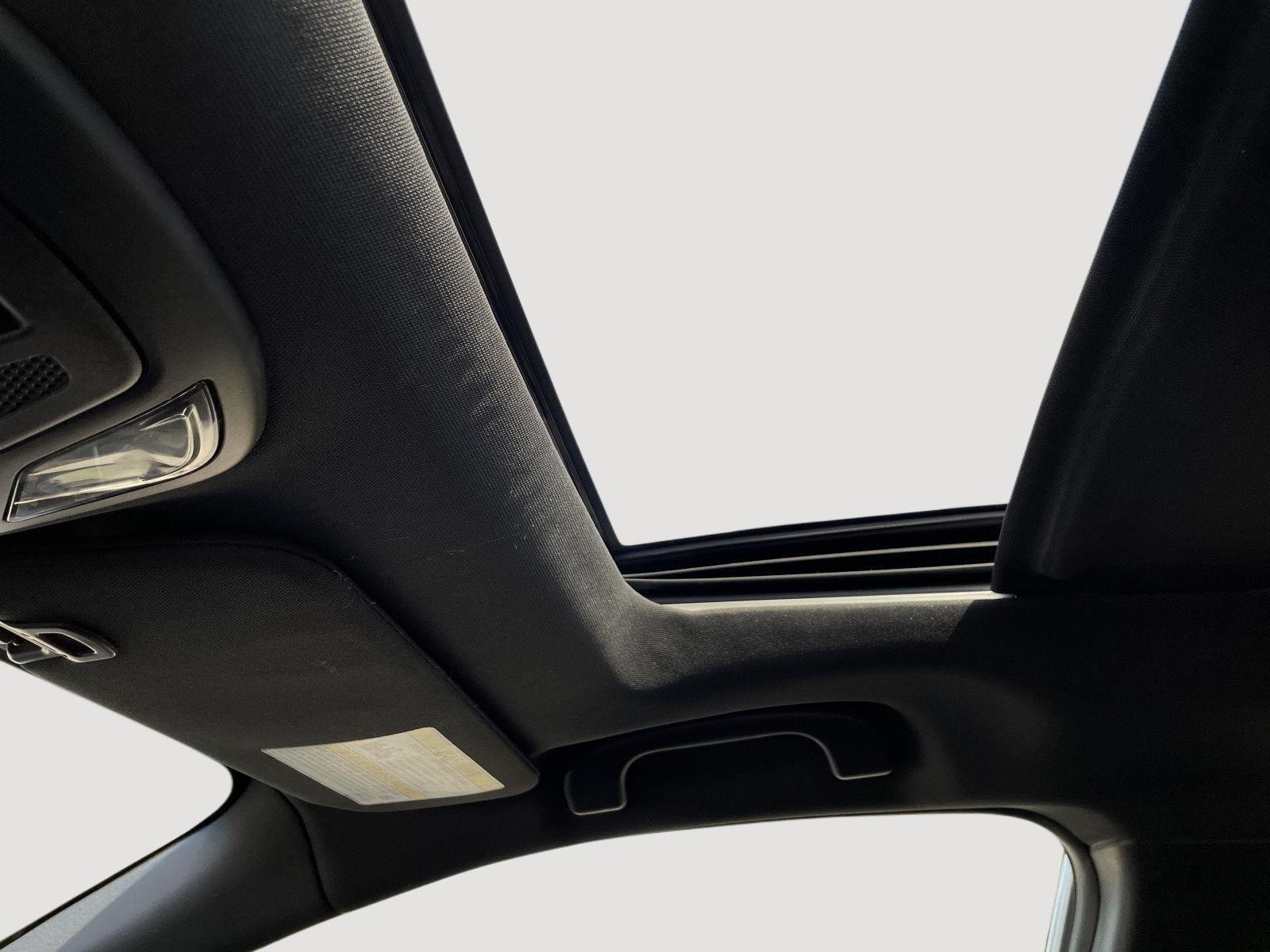 Used 2022 Ice Silver Metallic Subaru Wilderness image 4