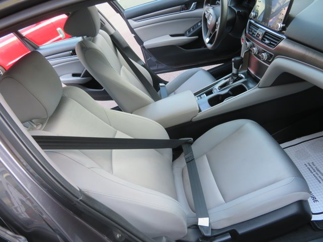 Used 2018 Modern Steel Metallic Honda LX 1.5T image 12