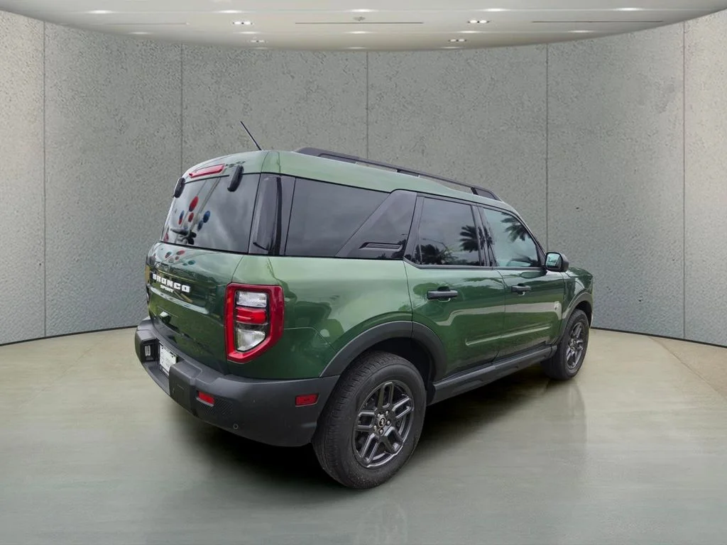 Used 2025 Green Ford Big Bend image 5
