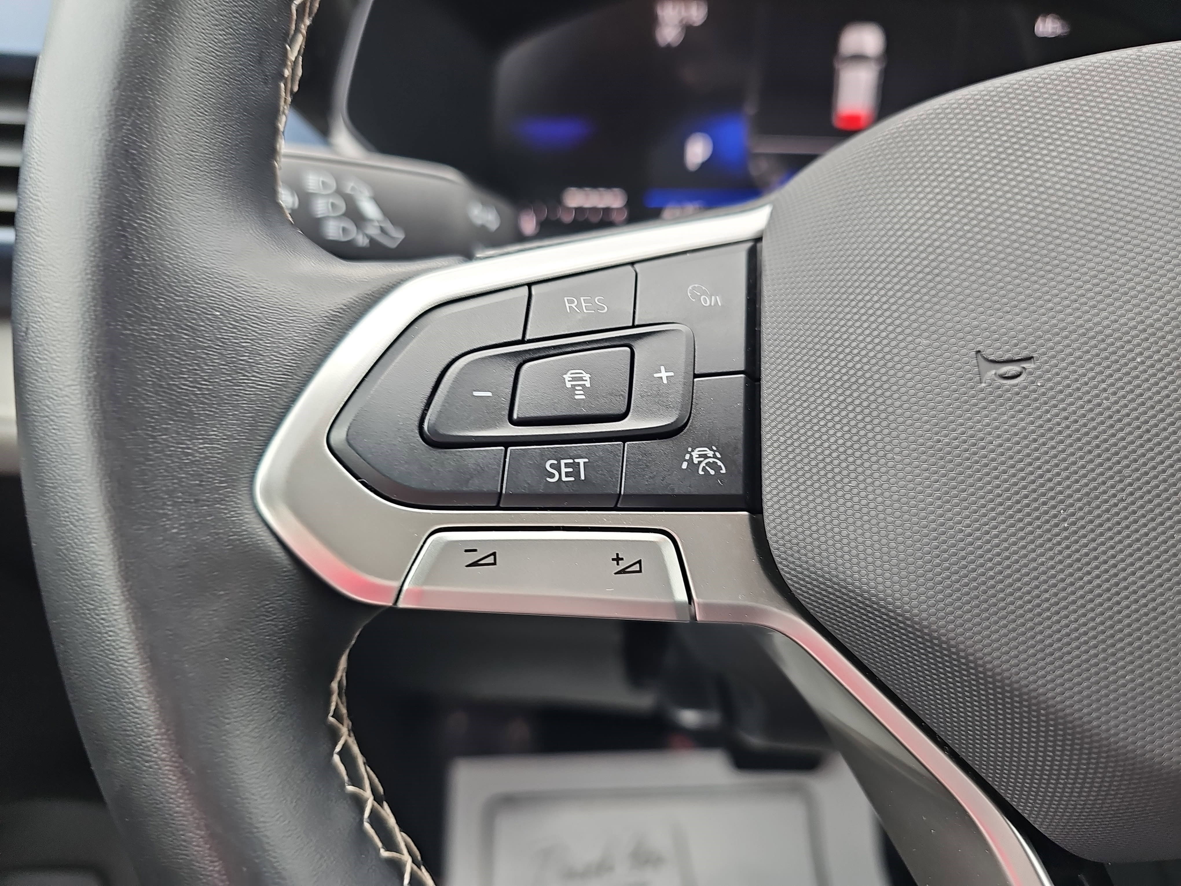 2024 Volkswagen Taos SE - Photo 17