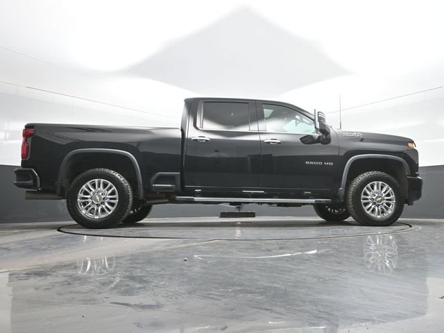 Used 2023 Black Chevrolet High Country image 24
