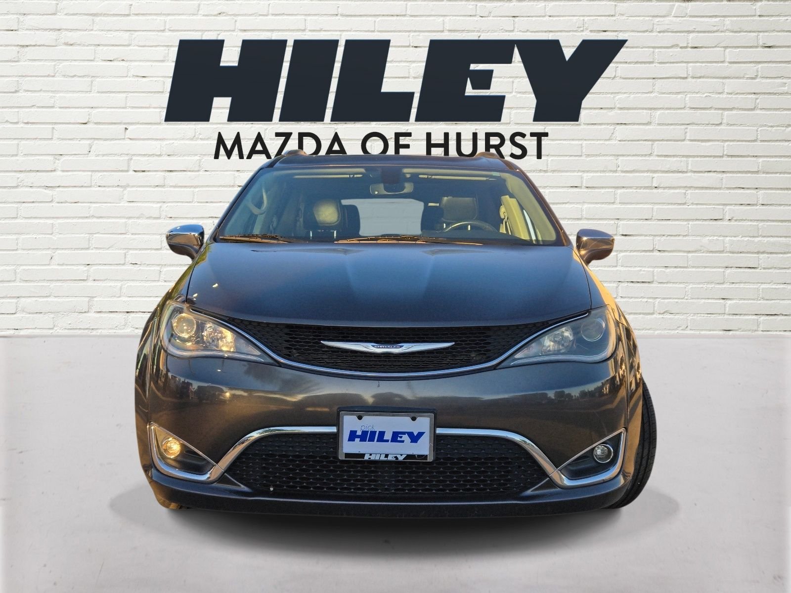 Used 2019 Chrysler Pacifica Limited with VIN 2C4RC1GG1KR731939 for sale in Hurst, TX