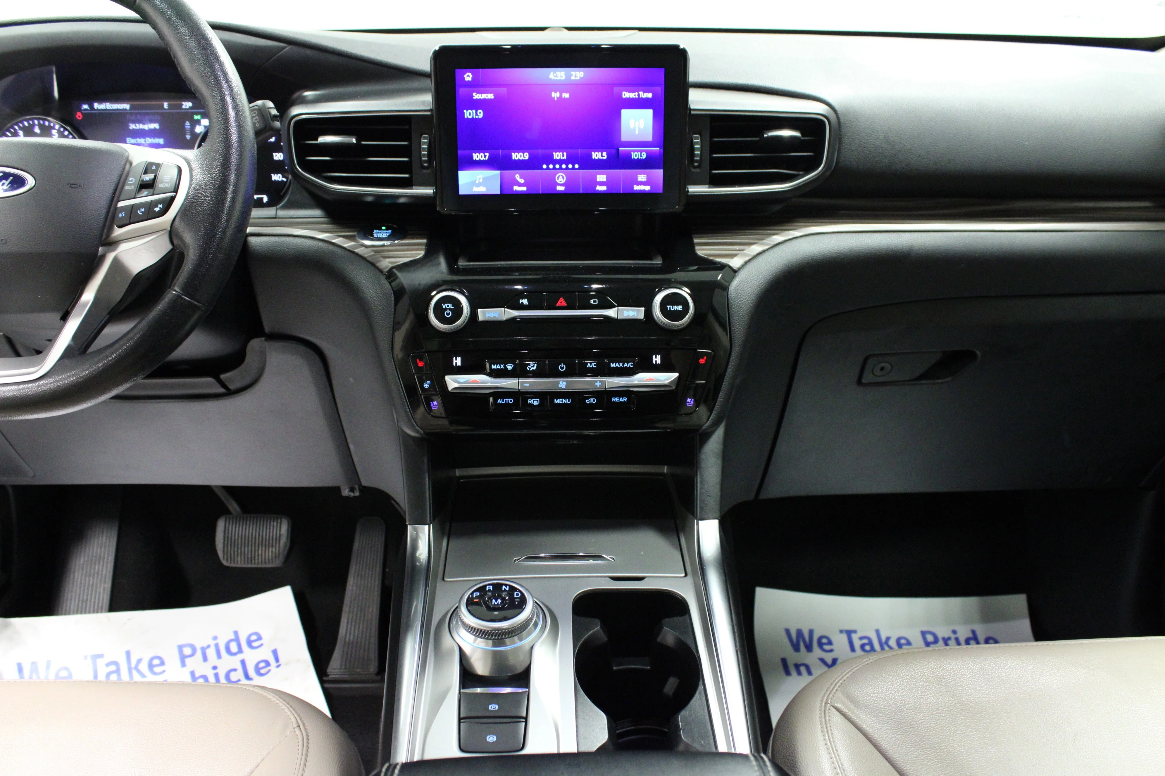 Used 2021 Star White Metallic Tri-Coat Ford Limited image 19