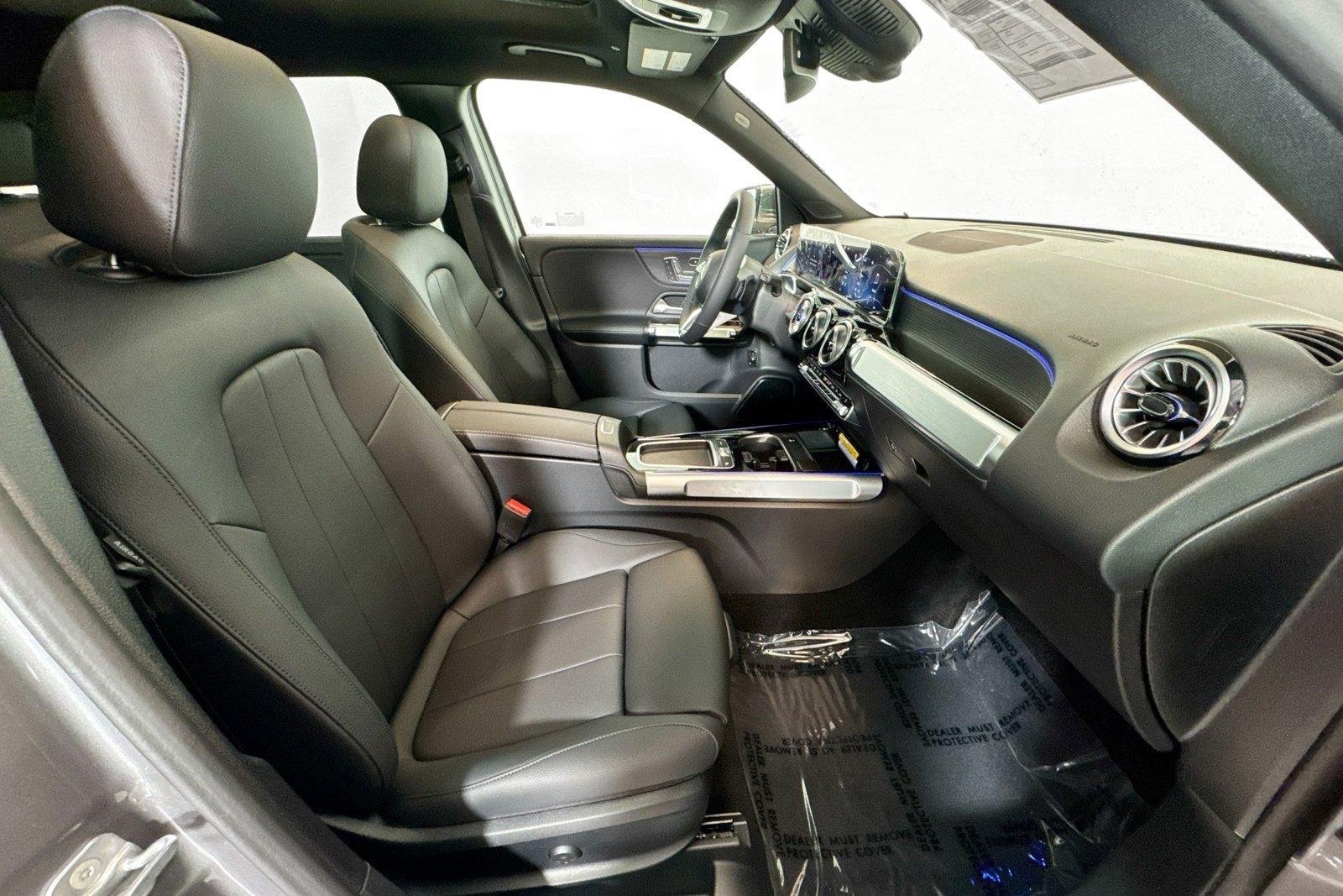 New 2026 Mountain Grey Metallic Mercedes-Benz GLB 250 image 26