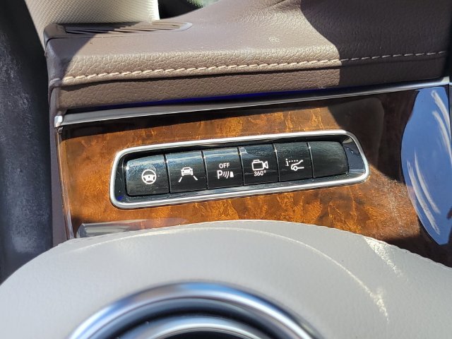Used 2015 Black Mercedes-Benz S 550 image 31