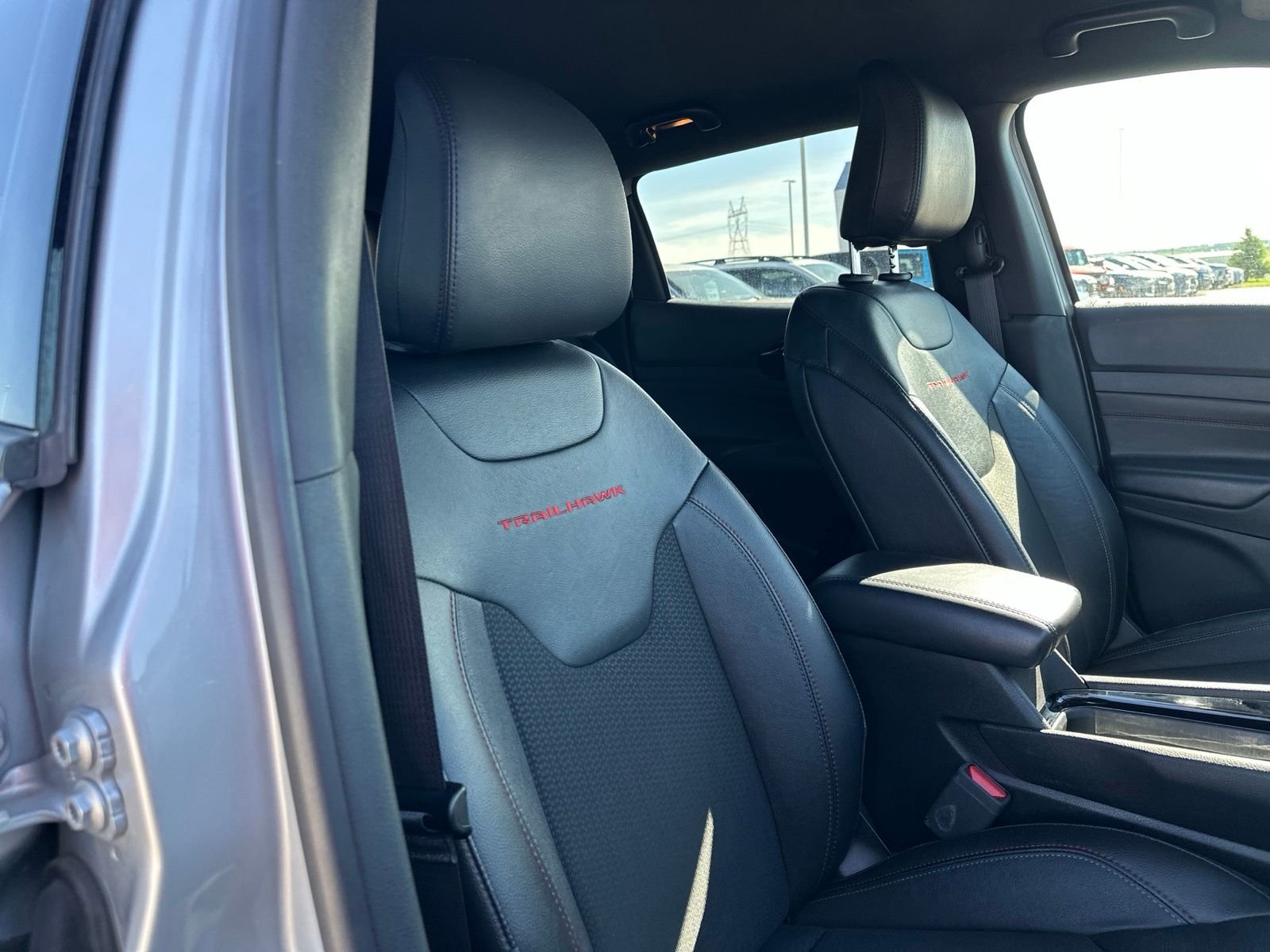 Used 2024 Silver Jeep Trailhawk image 36