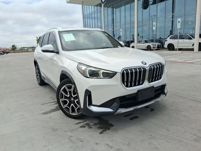 2025 BMW X1 28i