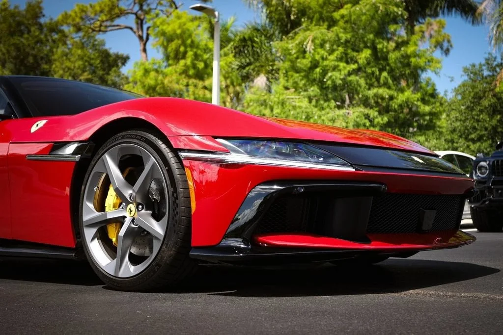 Certified Used 2025 Rosso Mugello Ferrari Base image 9