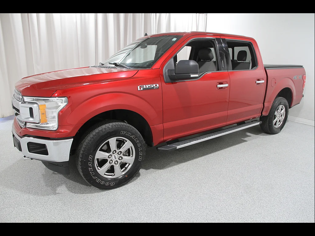 Used 2020 Rapid Red Metallic Tinted Clearcoat Ford XLT image 3