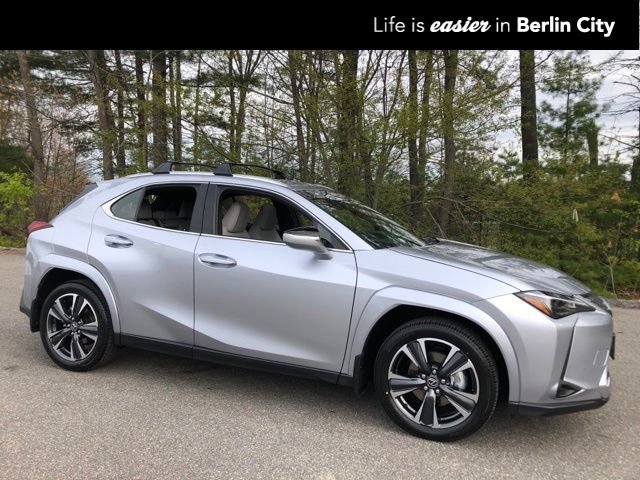 2026 Lexus UX 300h 300h Premium AWD's photo