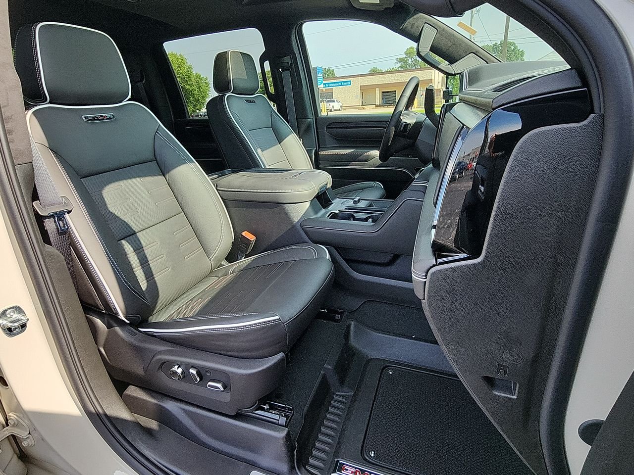 New 2026 Beige GMC AT4X image 26