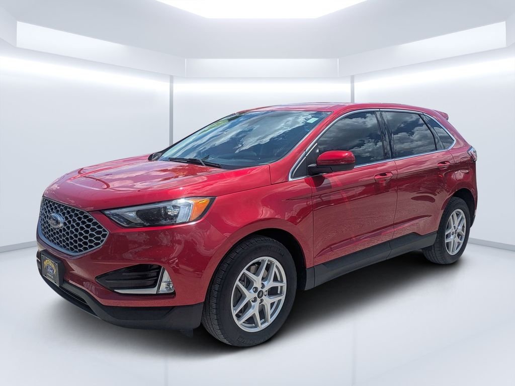 Used 2024 Red Ford SEL image 7