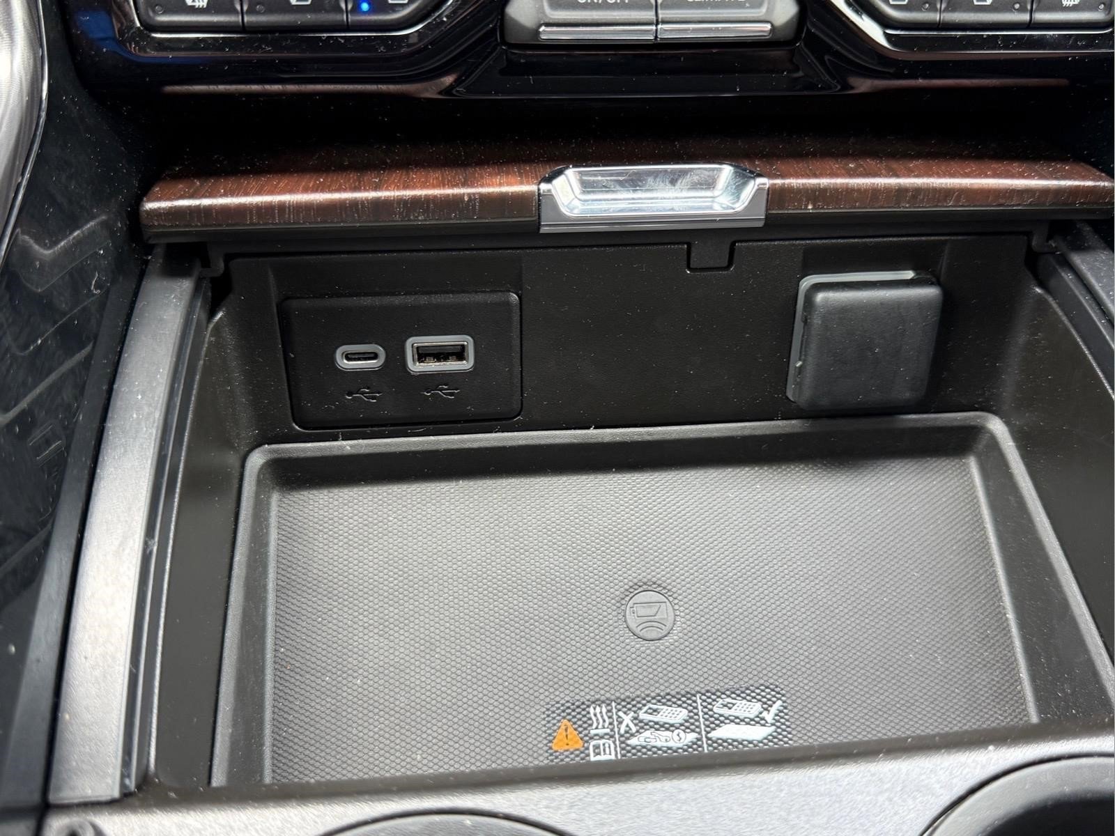 Used 2023 Onyx Black GMC Denali Ultimate image 22