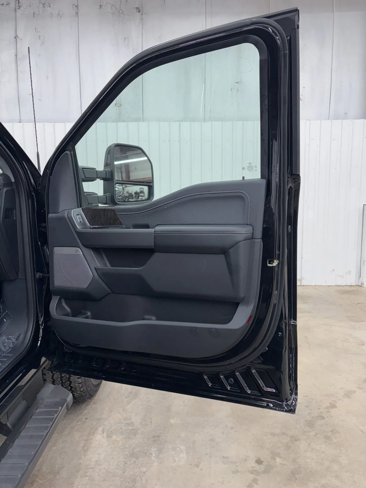 2026 Ford F-350 Super Duty Lariat - Photo 12