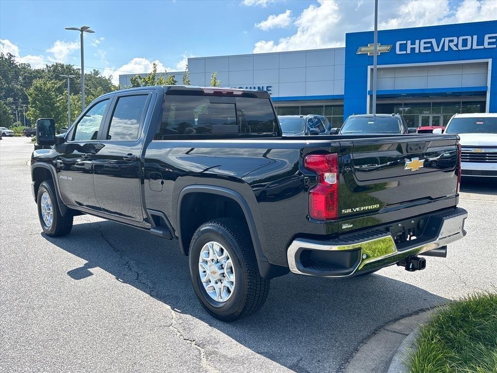New 2026 Black Chevrolet LT image 5