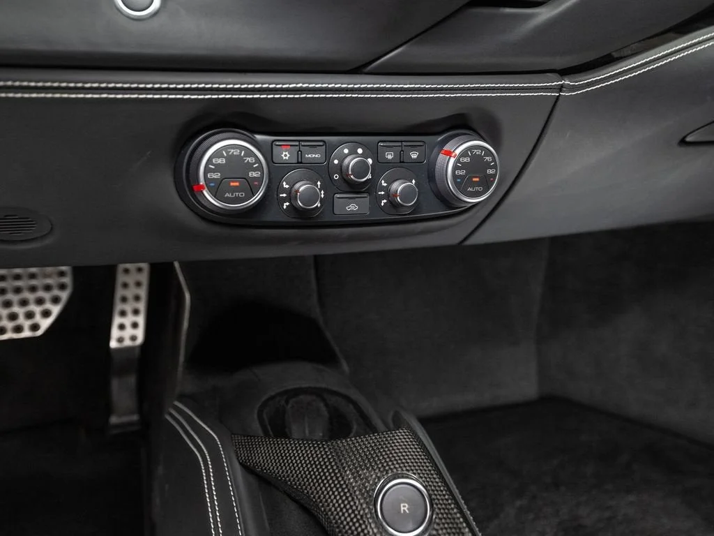 Used 2018 Bianco Avus Ferrari Base image 30
