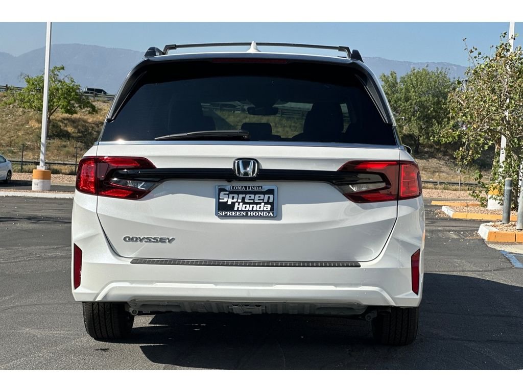 New 2026 Platinum White Pearl Honda EX-L image 5
