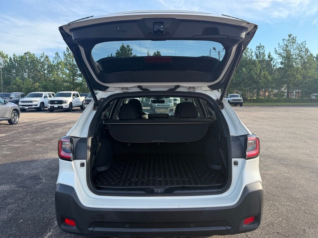 Used 2024 White Subaru Onyx Edition image 16