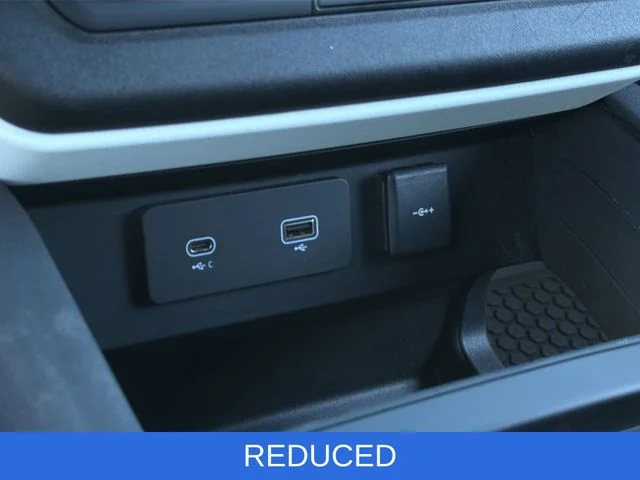 2023 Land Rover Defender S - Photo 27