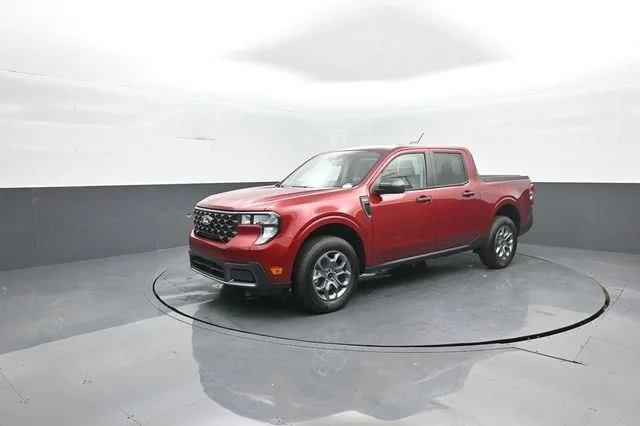 New 2026 Ruby Red Metallic Tinted Clearcoat Ford XLT image 4