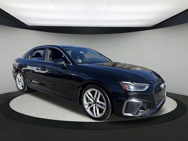 2024 Audi A4 45 S line Premium Plus Quattro photo 2