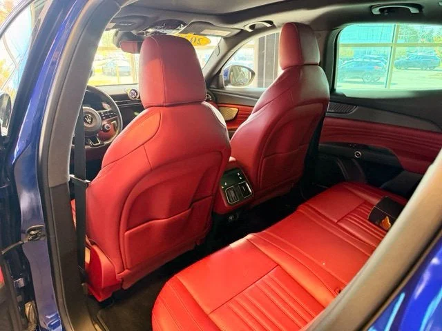 Certified Used 2023 Blu Intenso Metallic Maserati Modena image 10