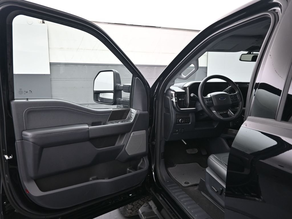 New 2026 Agate Black Metallic Ford Lariat image 8