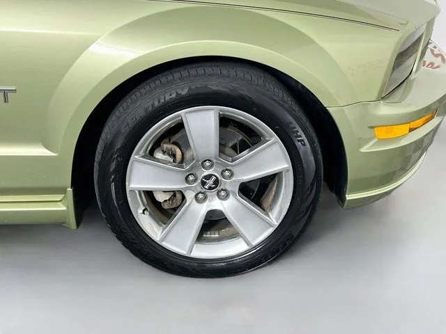 Used 2006 Green Ford GT Premium image 31