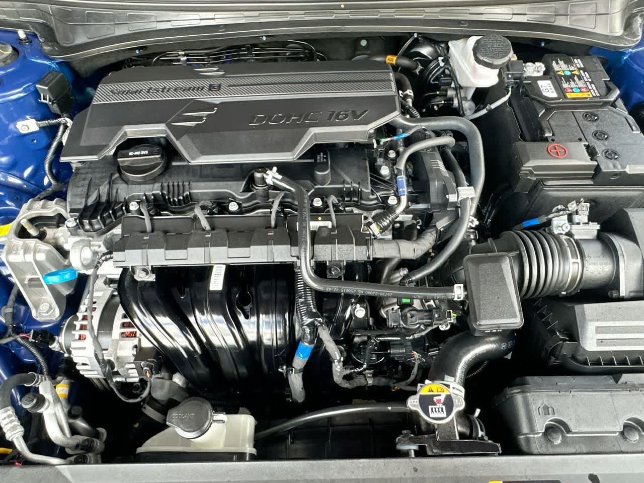 2025 Hyundai Elantra SE - Photo 12