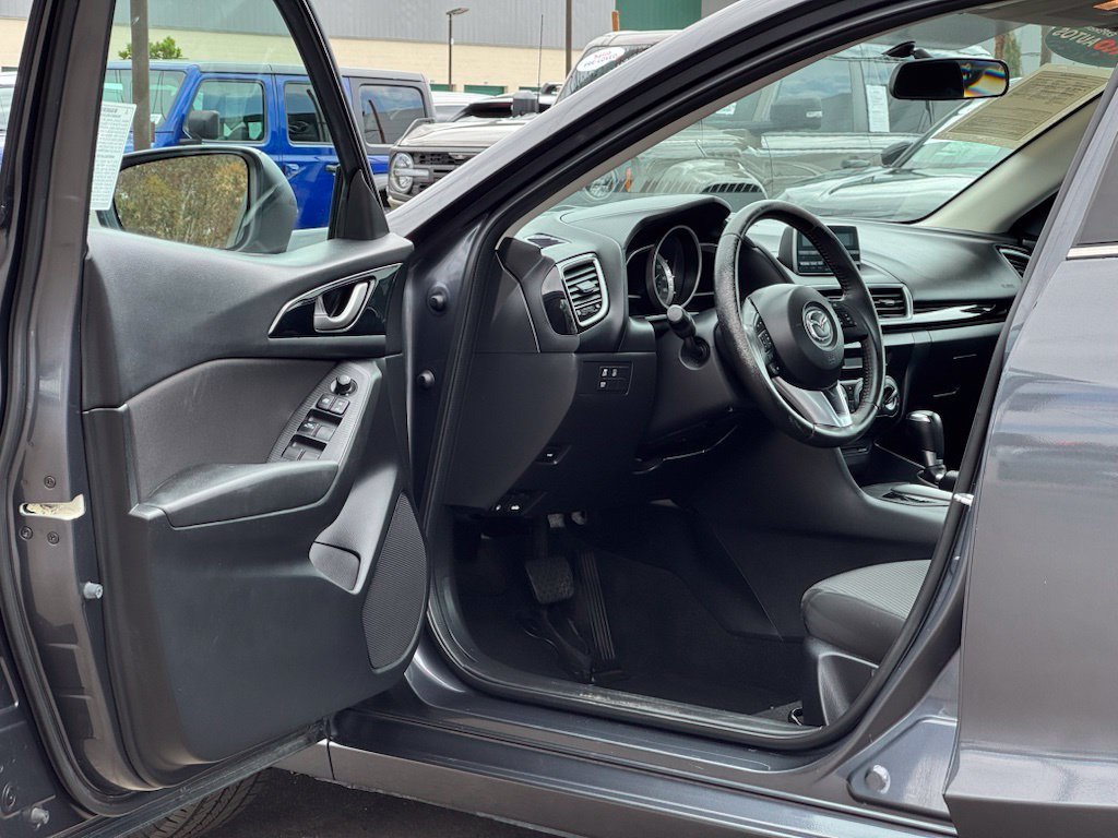 Used 2014 Meteor Gray Mazda i Touring image 7