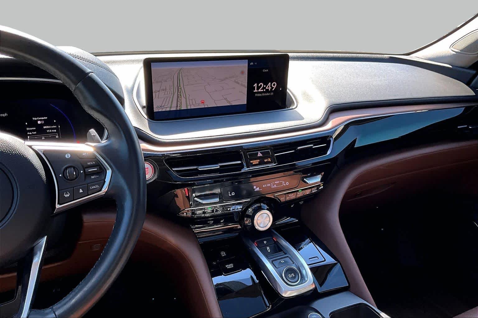 Used 2024 Liquid Carbon Metallic Acura w/Technology Package image 7