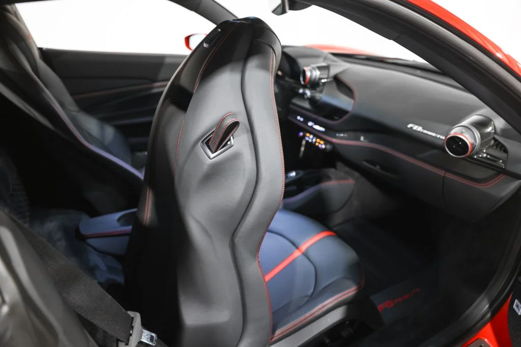 Used 2020 Red Ferrari Base image 32