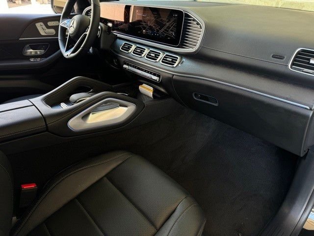 Certified Used 2025 Black Mercedes-Benz GLS 450 image 15