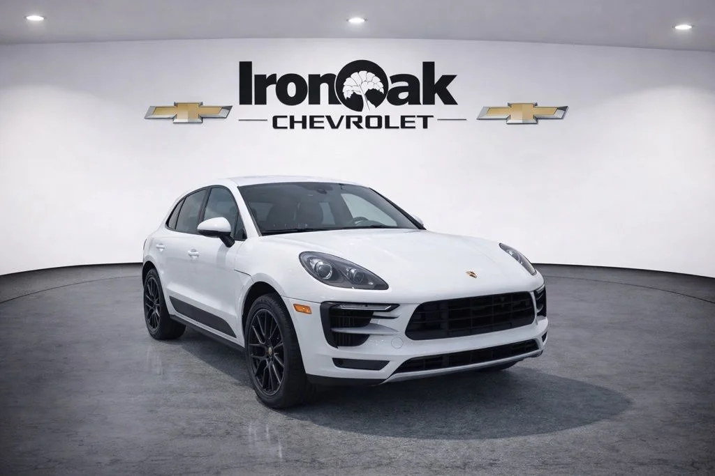 2017 Porsche Macan GTS's photo