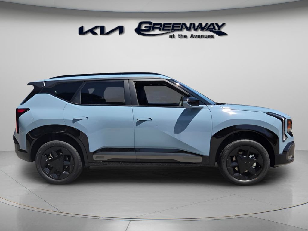New 2027 Frost Blue Kia X-Line S image 8