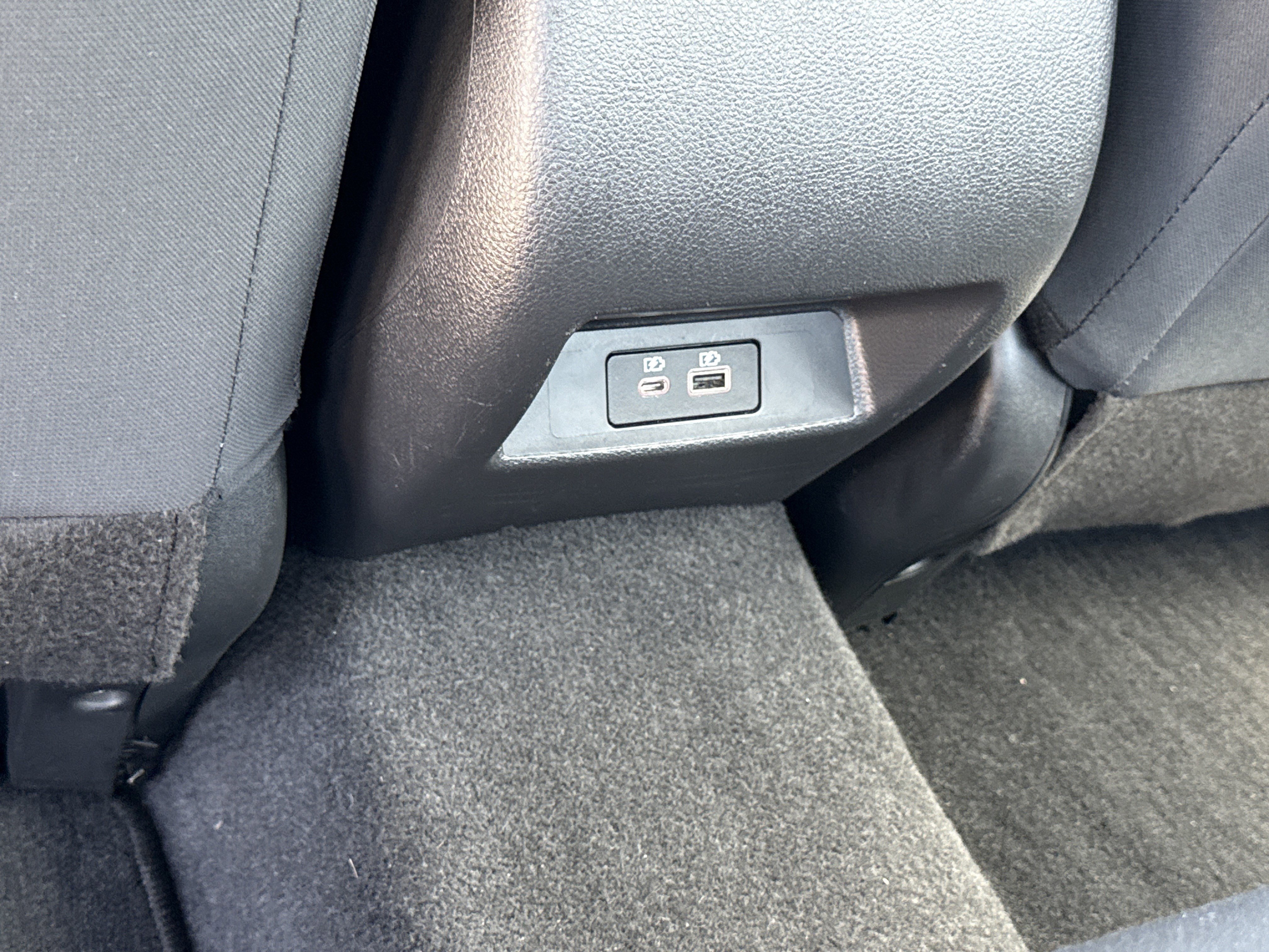 2025 Nissan Altima SV - Photo 14