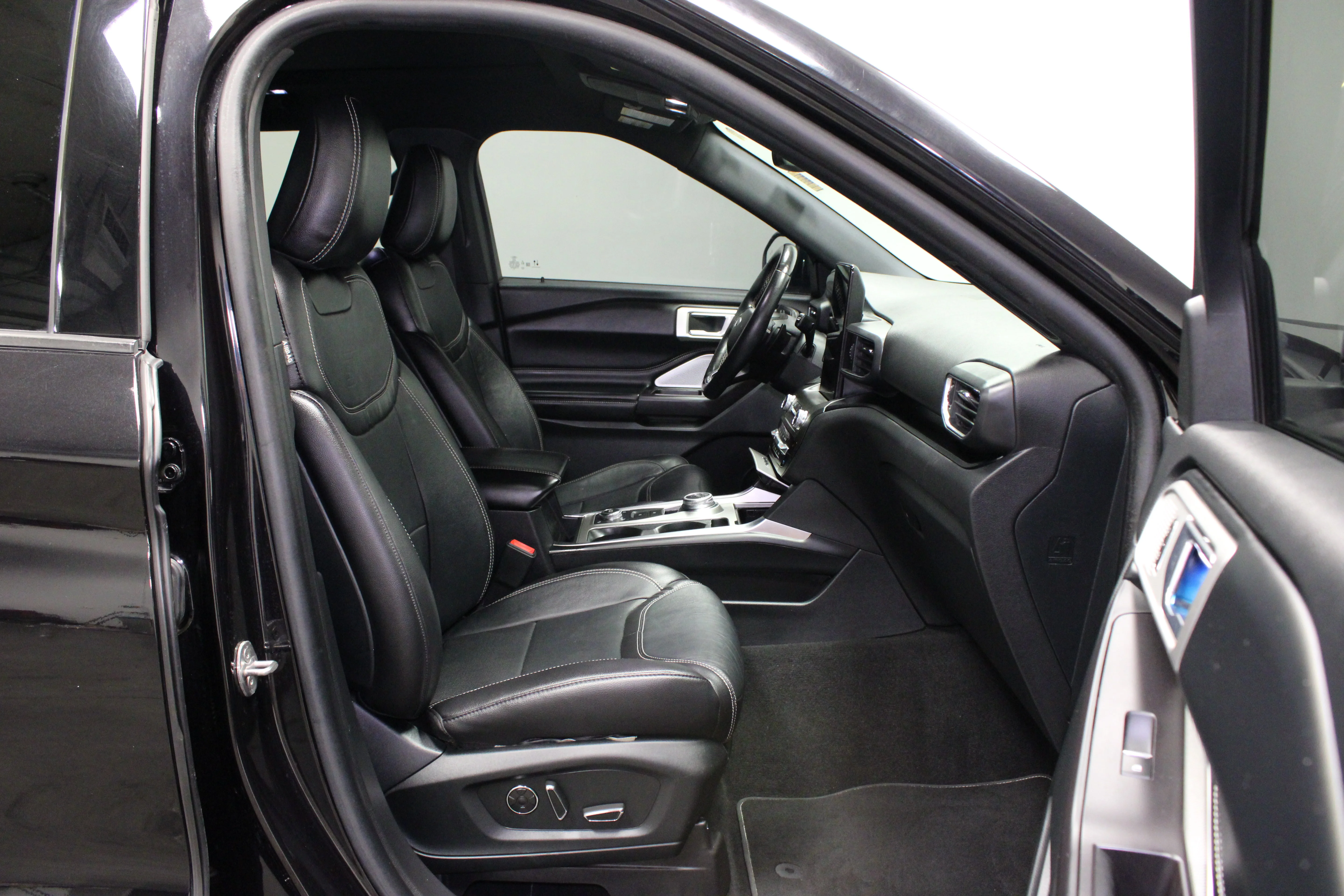 Used 2020 Black Metallic Ford ST image 16