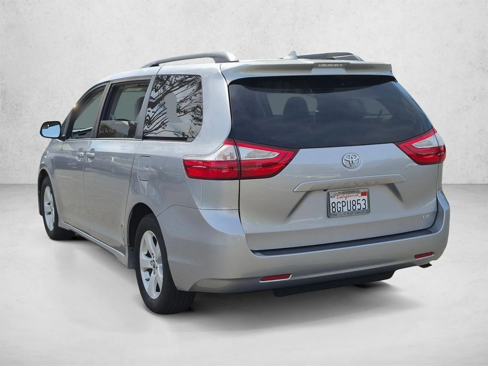 Used 2018 Silver Sky Metallic Toyota LE image 7
