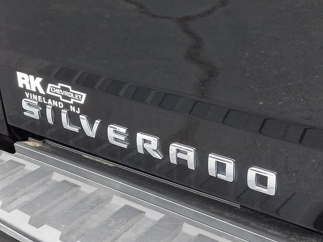 Used 2018 BLACK Chevrolet High Country image 32