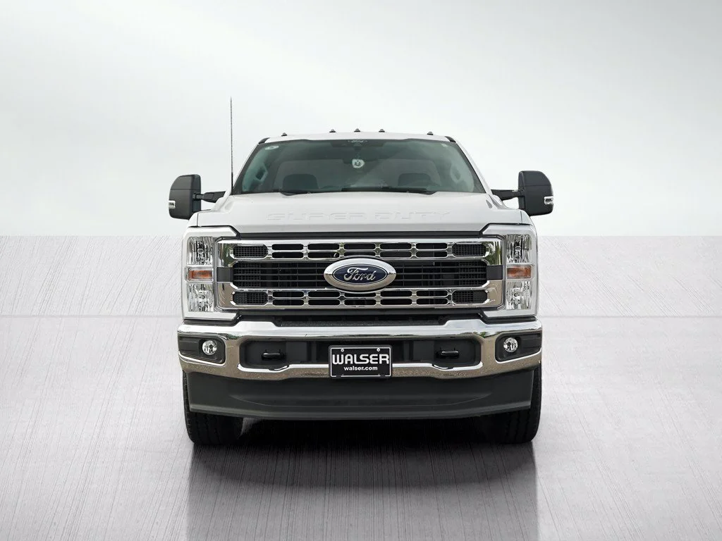 New 2026 Oxford White Ford F-350® XLT image 2