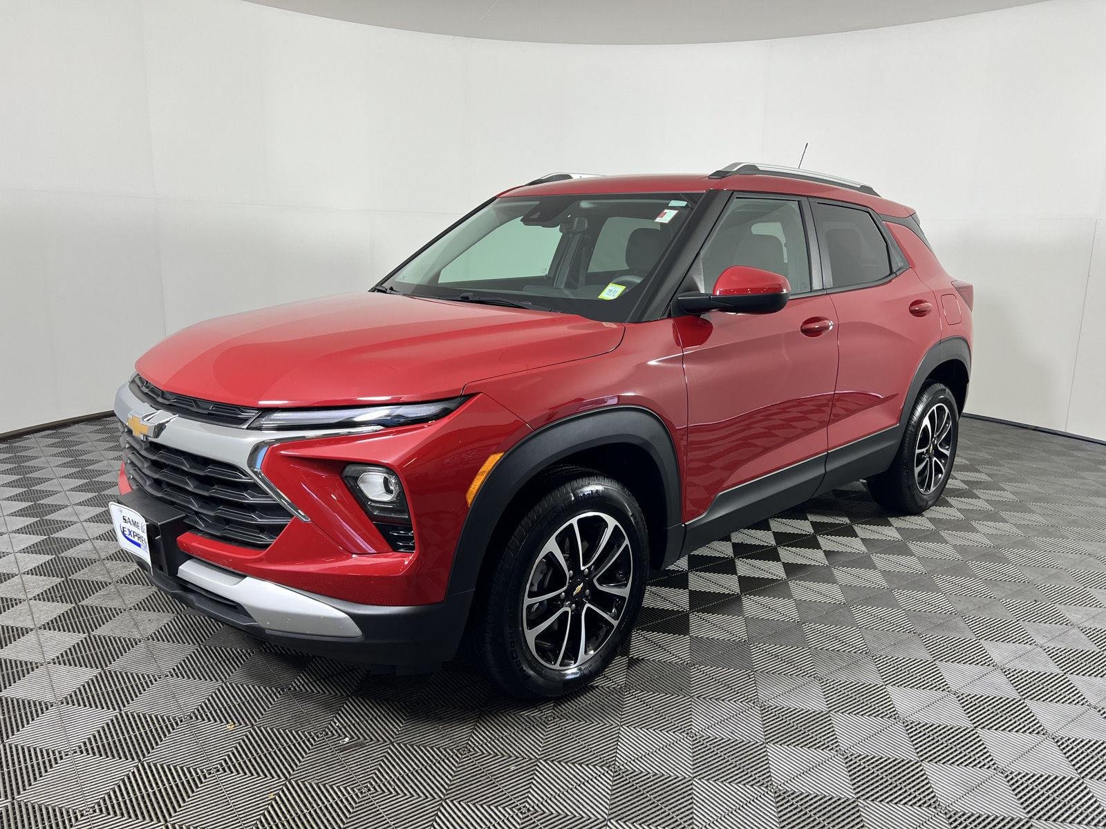 Used 2026 Apex Red Chevrolet LT image 25
