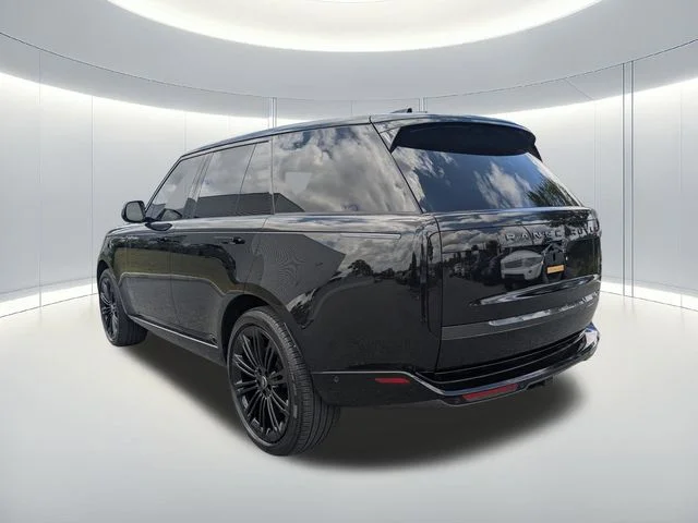 Used 2025 Black Land Rover SE image 3
