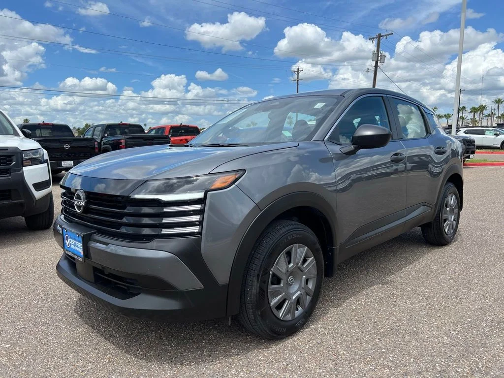 Used 2026 Gray Nissan S image 3